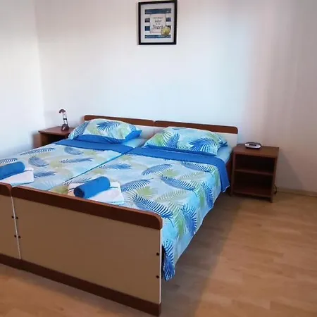 Kornati Apartament *